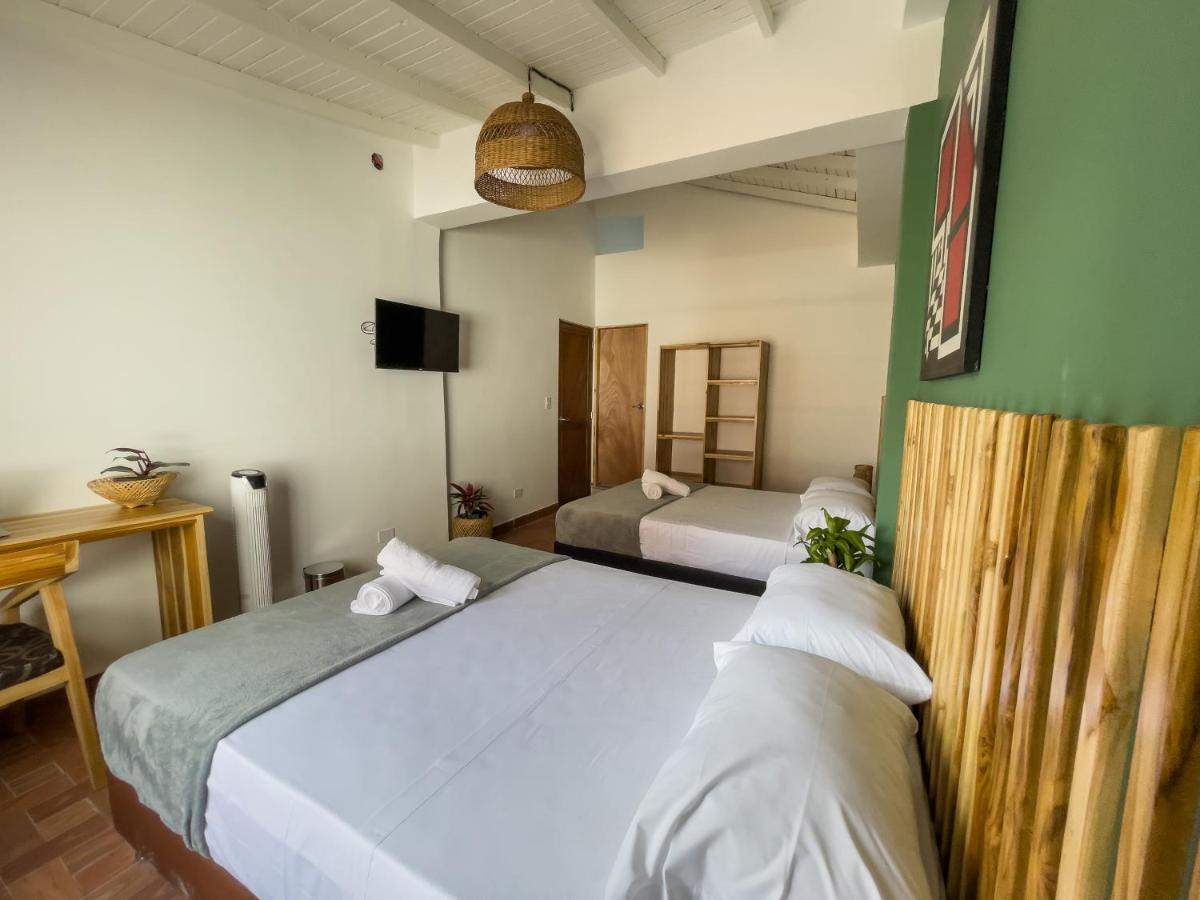 Hotel Casa Las Palmas Μεντεγίν Εξωτερικό φωτογραφία
